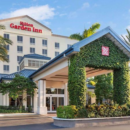 Hilton Garden Inn Miami Airport West Exterior photo