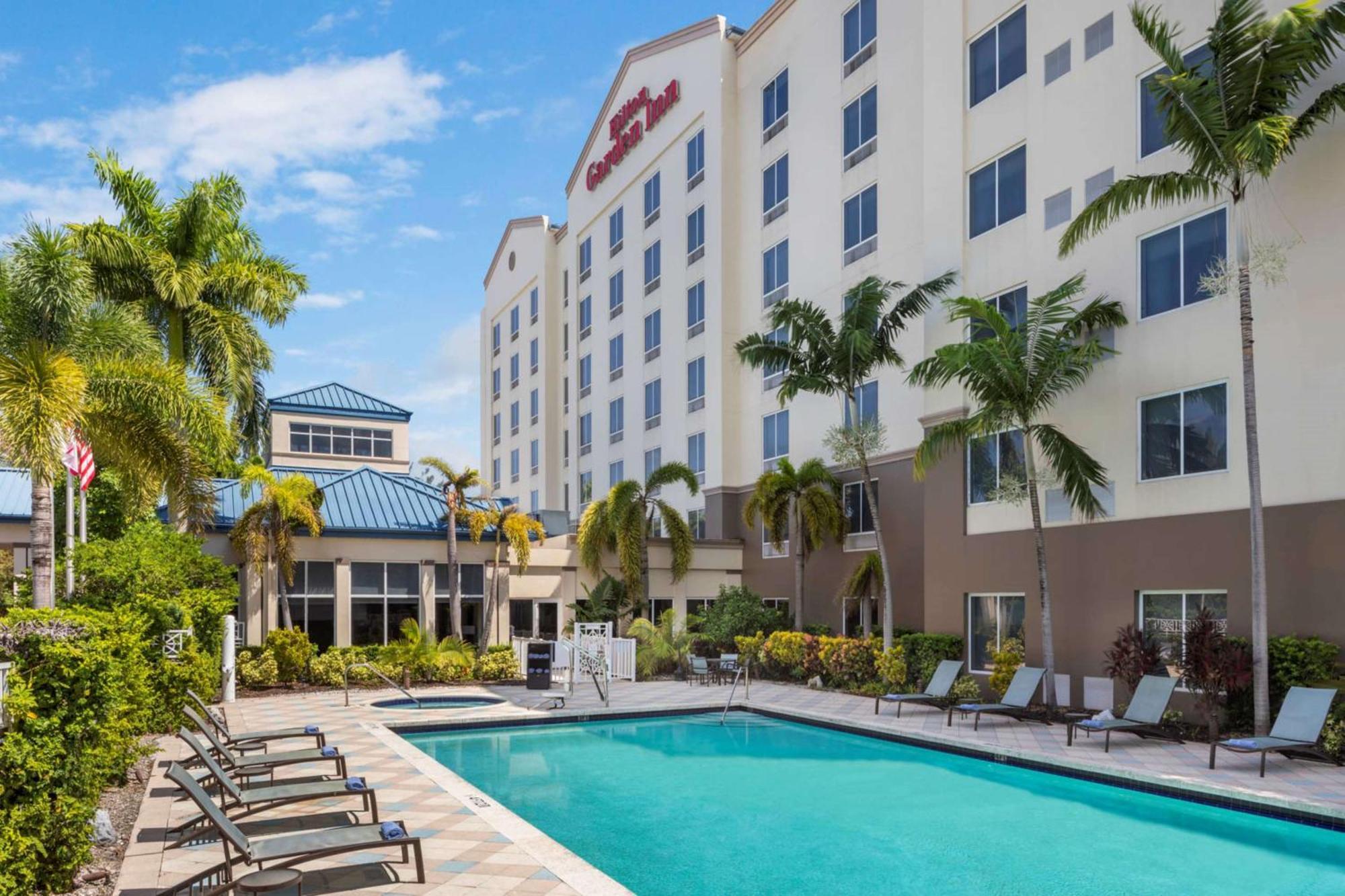 Hilton Garden Inn Miami Airport West Exterior photo