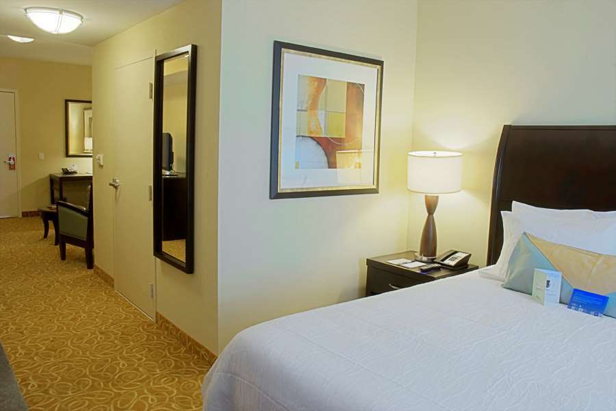 Hilton Garden Inn Miami Airport West Room photo